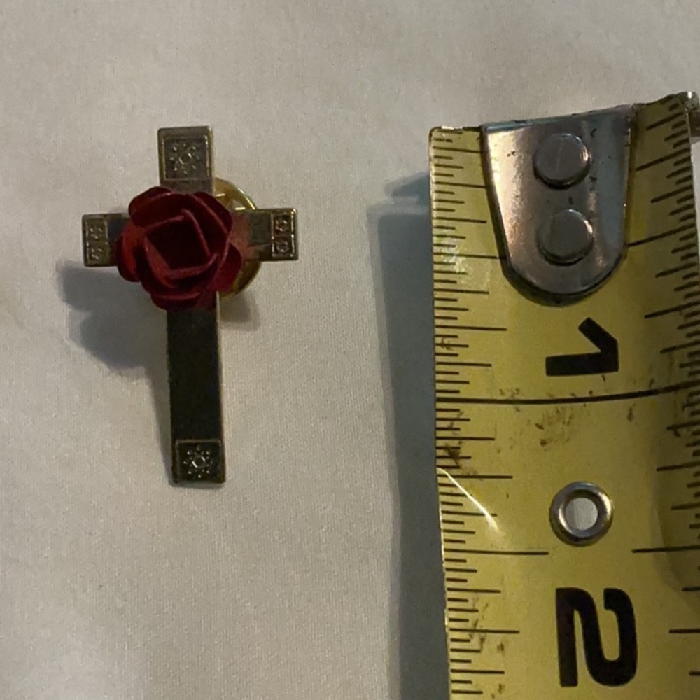 Red Rose Accent on Gold Cross Pin - Picture 2 of 7